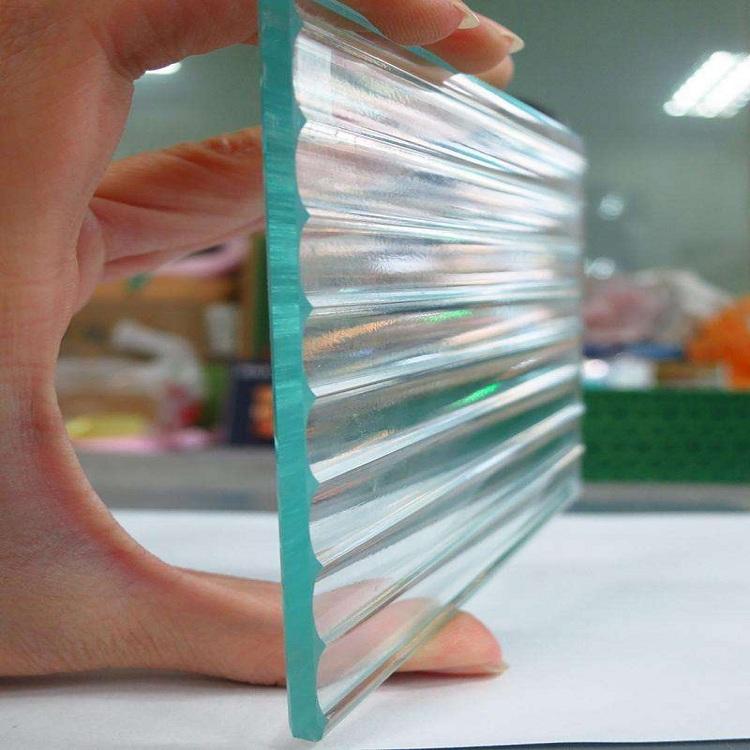 Стеклянный фаллоимитатор Glas Spiral 18.5 см, бесцветный GLAS-75 - Glas - Анальные стимуляторы - Купить