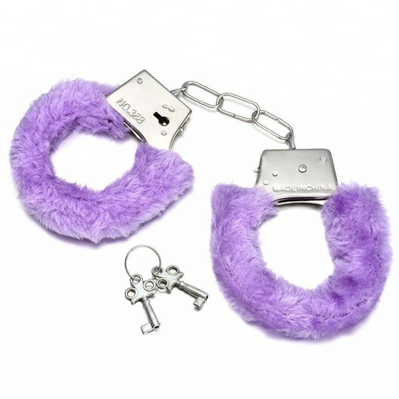 Наручники с черным мехом Luv-Bonds Seven Creations H002B1F086A1 WX GP - Seven Creations - Наручники - Купить