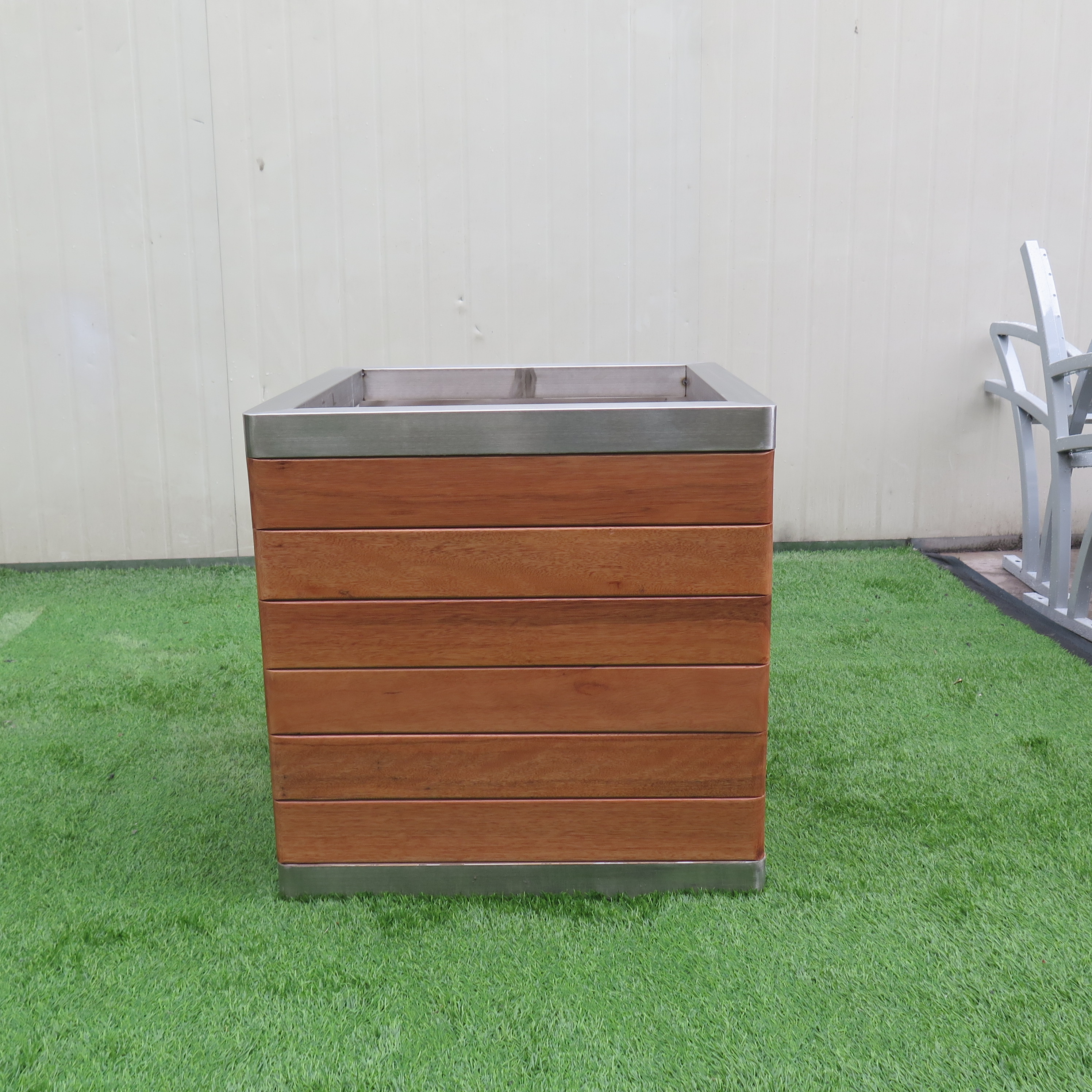 Garden decorative Stainless steel Big Plant Pot Camphor wood flower box Manufacture