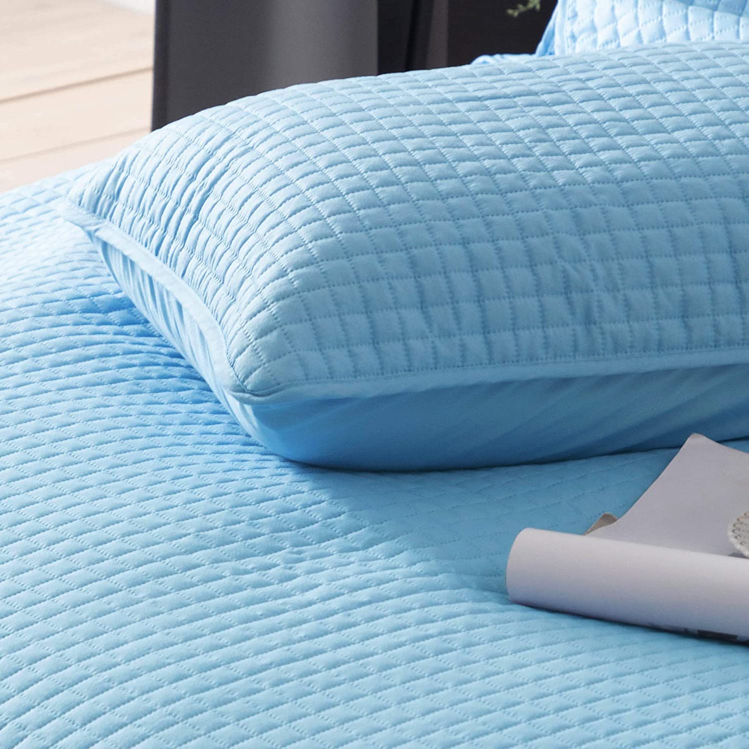 Wholesale Customized Good Quality Filling Bed Sheet Cover Bedding Set