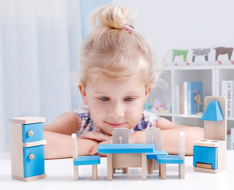 New style hot sale high quality wooden doll house furniture accessories natural solid wood furniture toys