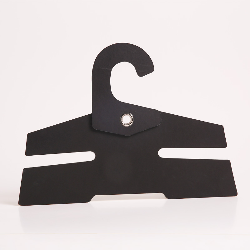 18 doll clothes hangers wholesale