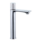 2019 New design chrome bathroom brass tap high quality hot sale taps zinc luxury tall mixer single hole basin faucets
