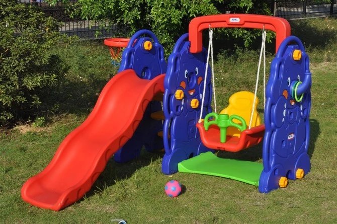 Cheap Factory Price Bear Plastic slide with Basketball Ring