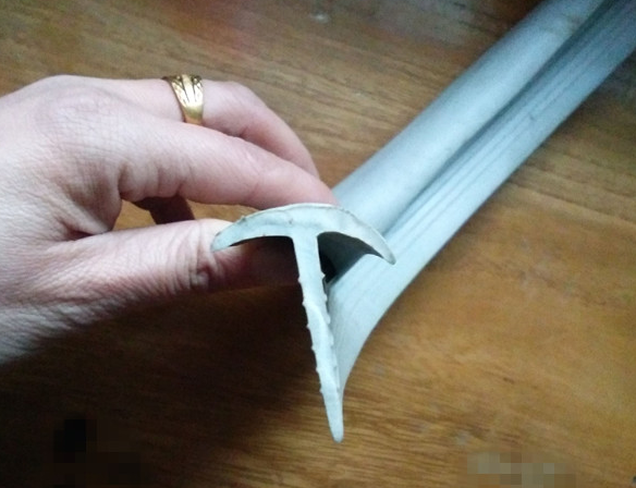 High quality T shape pvc rubber door seal strips