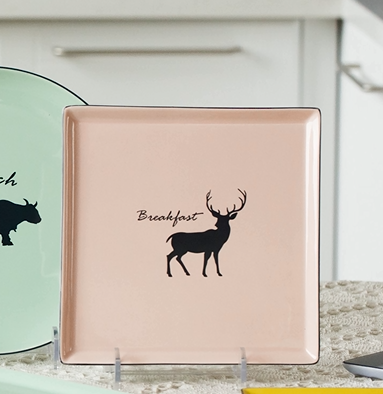 European style restaurant used stylish deer pink porcelain square dishes