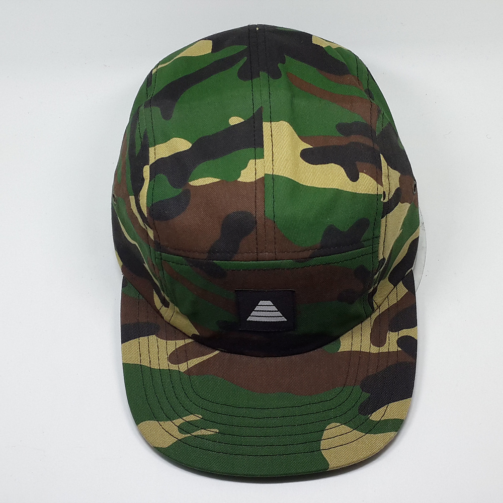 Popular product polyester camo fabric leather strap camp 5 panel hat caps hats neon trucker hat
