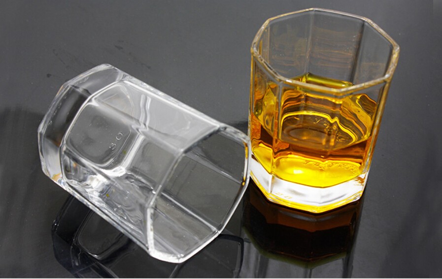 Unique Design Pentagonal Whisky Shot Glass Clear Mini Glass Cup Octagon