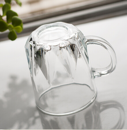 8oz/240ml clear glass beer cup with embossed design