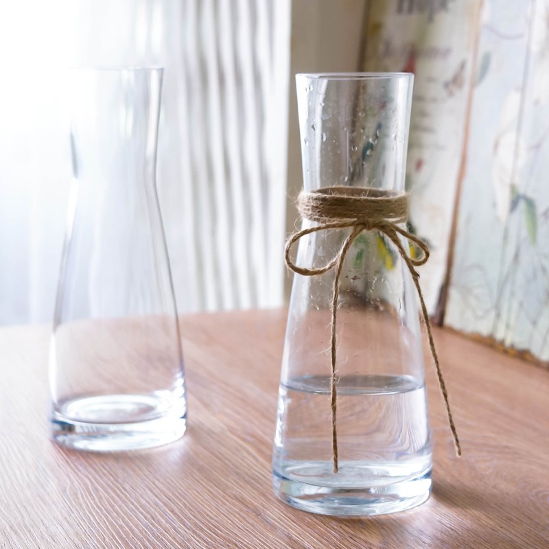 Flower Glass Vase Decorative vase Centerpiece For Home or Wedding.