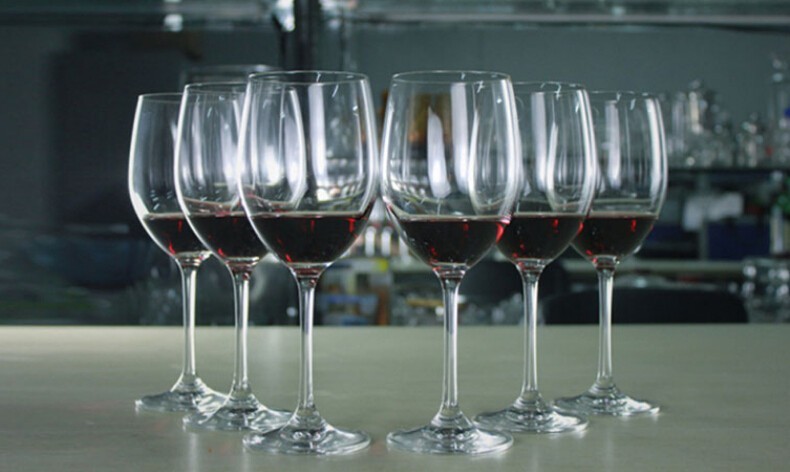 Eco-friendly crystal wine glass,glass cup for red wine,cup wine glass