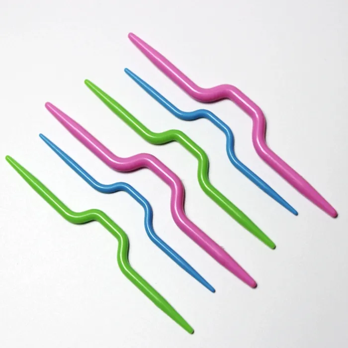 High-grade Plastic Twist Needle