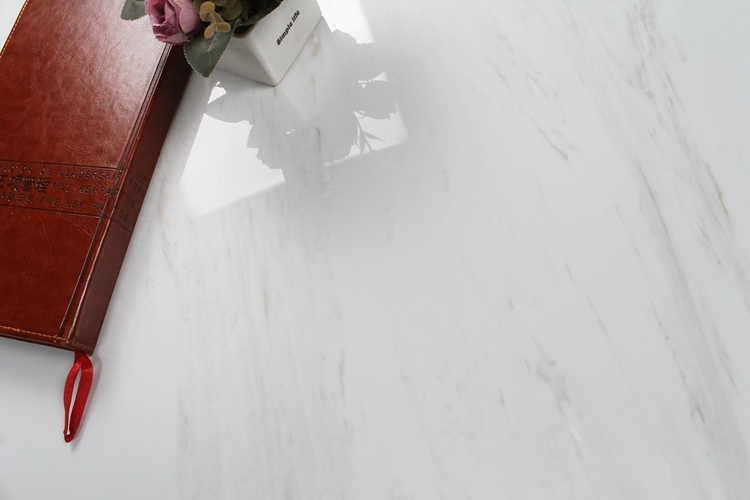 Spanish Floor Tile Hotel Lobby Marble Look Glazed Glossy 32X32 24X24 White Porcelain Tile