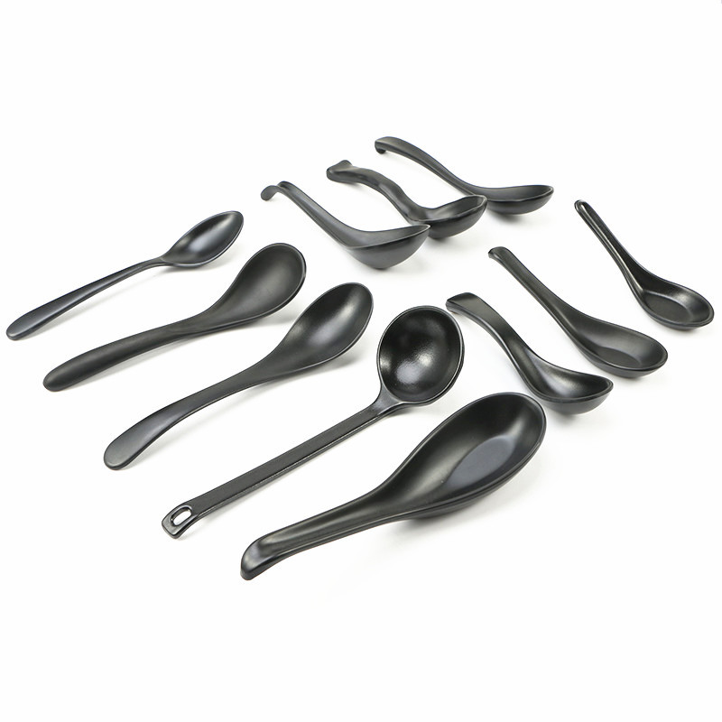 Factory price Japanese style  plastic ramen noodle spoon black melamine soup spoon for restaurant