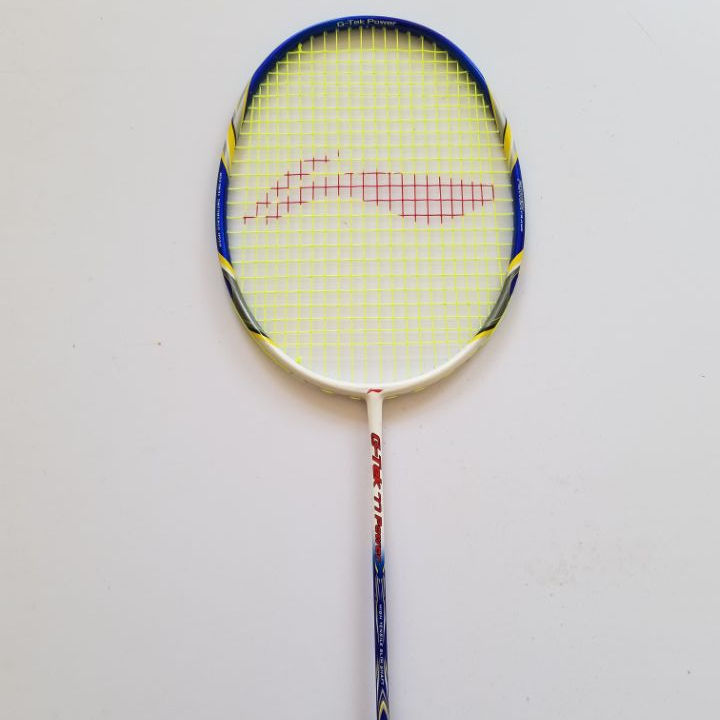 badminton stringing cost