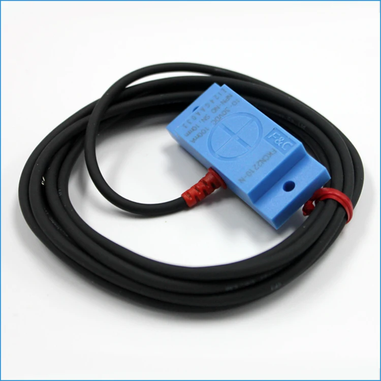 FKC1205-N NPN M12 Capacitive Switch Sensor 5mm Sensing 12VDC Plastic Detector