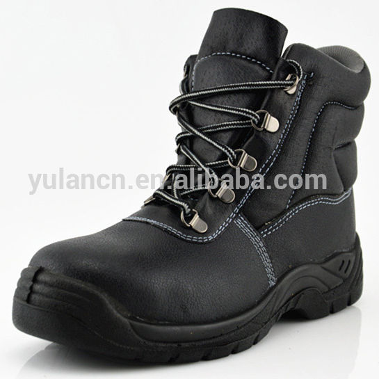 oil and water resistant work boots