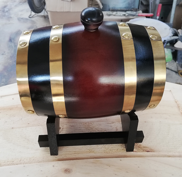 1L varnish finish pine wood wine barrel for whisky,brandy and customized laser carving logo