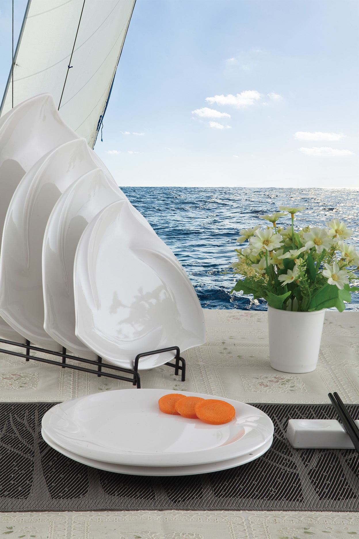 Elegant design A5 melamine charger flat plate imitation ceramic white leaf shaped plate