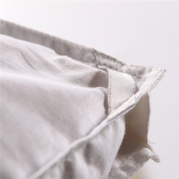 High Quality China Factory Queen Size Down Feather Polyester Baby Adult Mattress Topper