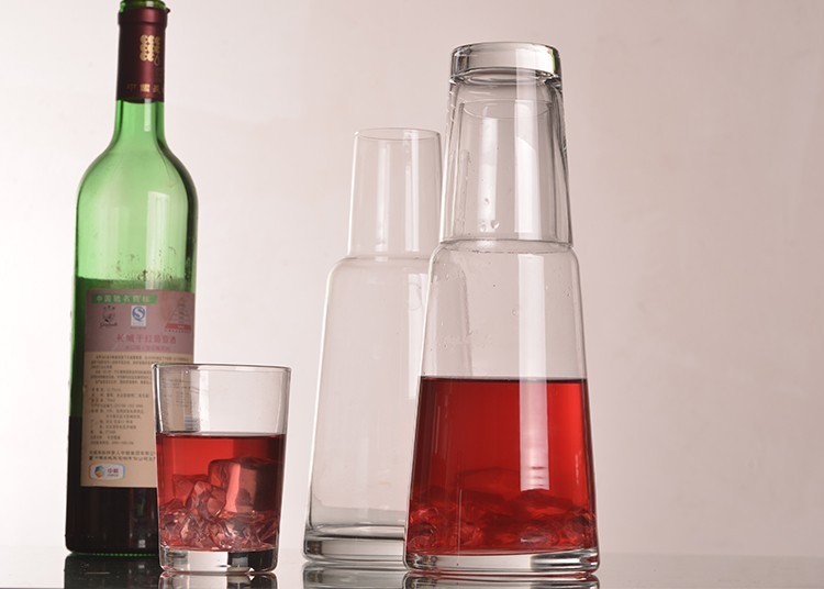 Hand Blown Bedside Carafe with Tumbler/2pcs Clear Glass Jug set/Multi-function glass water pitcher.