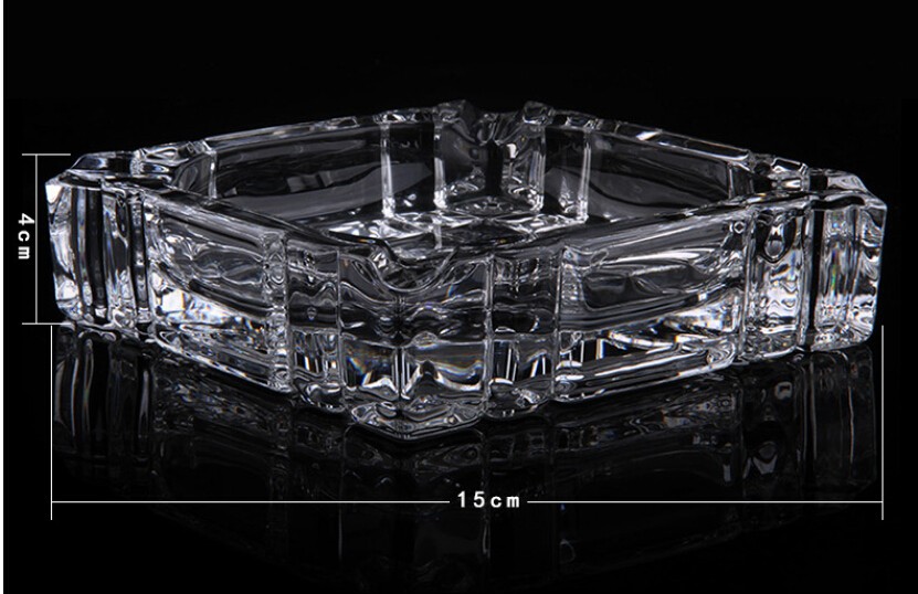 Haonai Diameter 15cm- Clear Glass Ashtray - Round Indoor Ashtray with 4 Cigarette Slots - Perfect Gift for Smokers