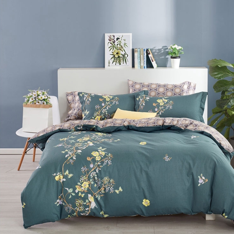 China newest bedsheets design 7 piece bedding set for bedroom