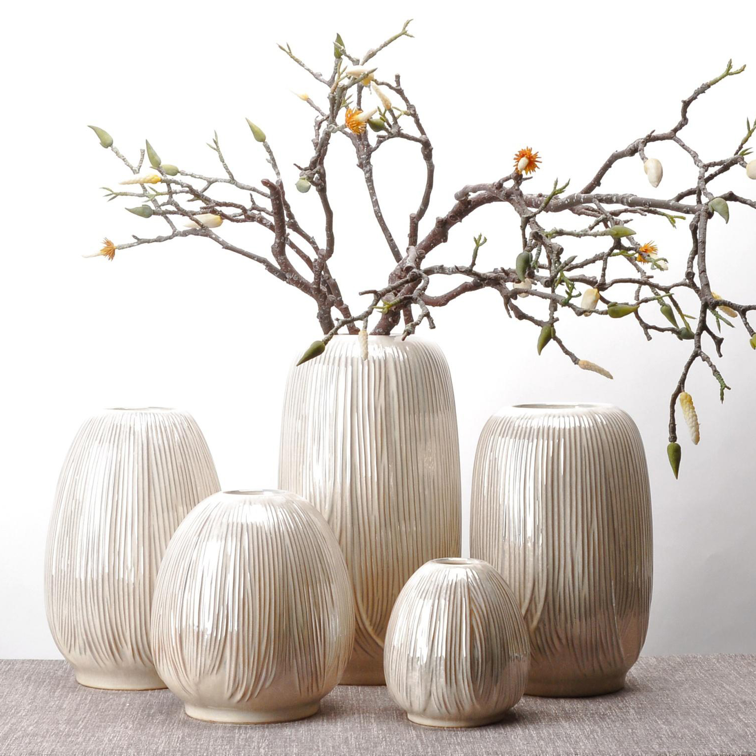 French popular  pearl color decorative indoor ceramic large floor flower vase