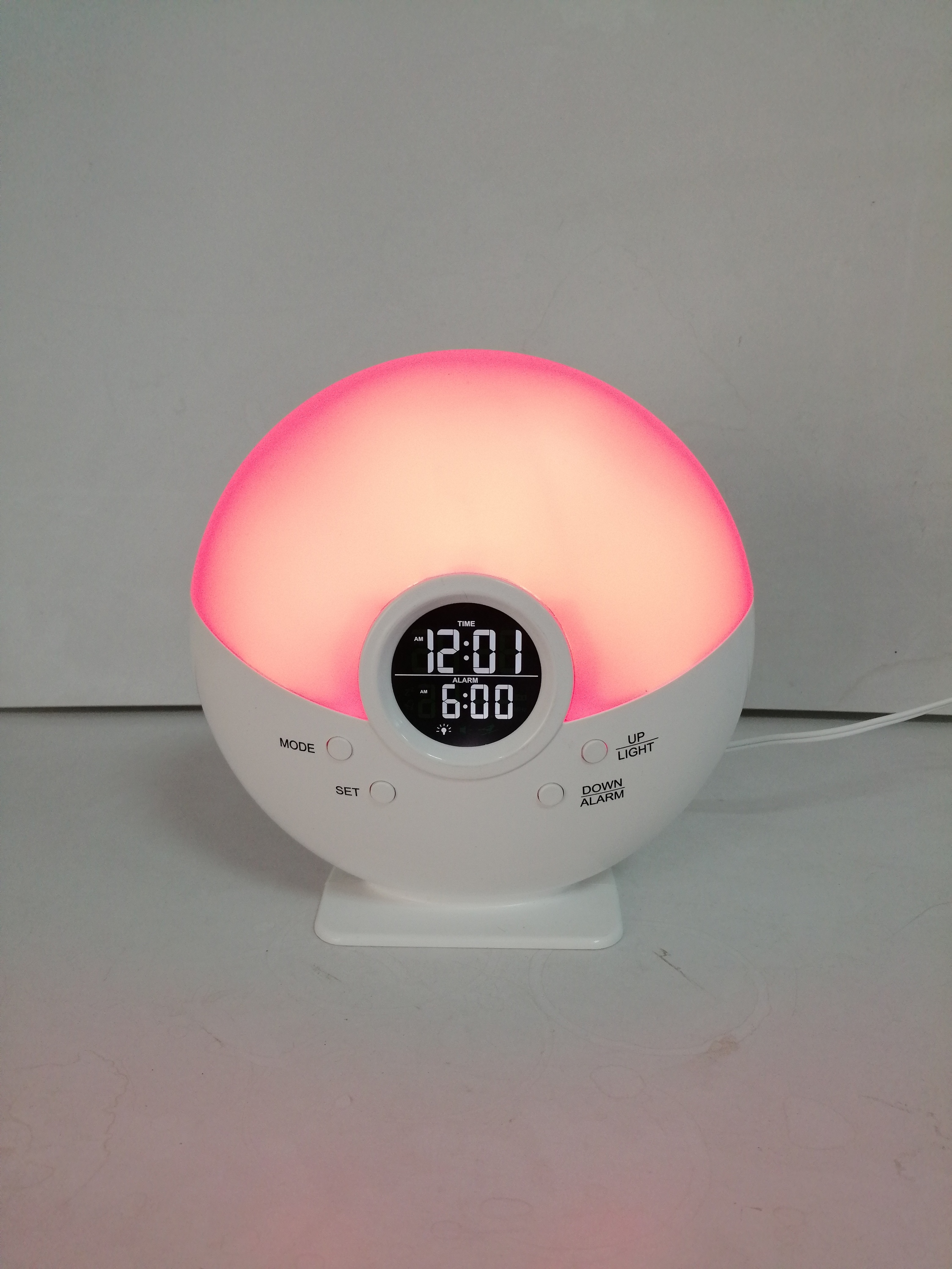 Amazon Hot Bedroom Wake Up Light Alarm Clock,Sunrise Alarm Clock,FM Radio Alarm Clock 7 Color Changing LED Light