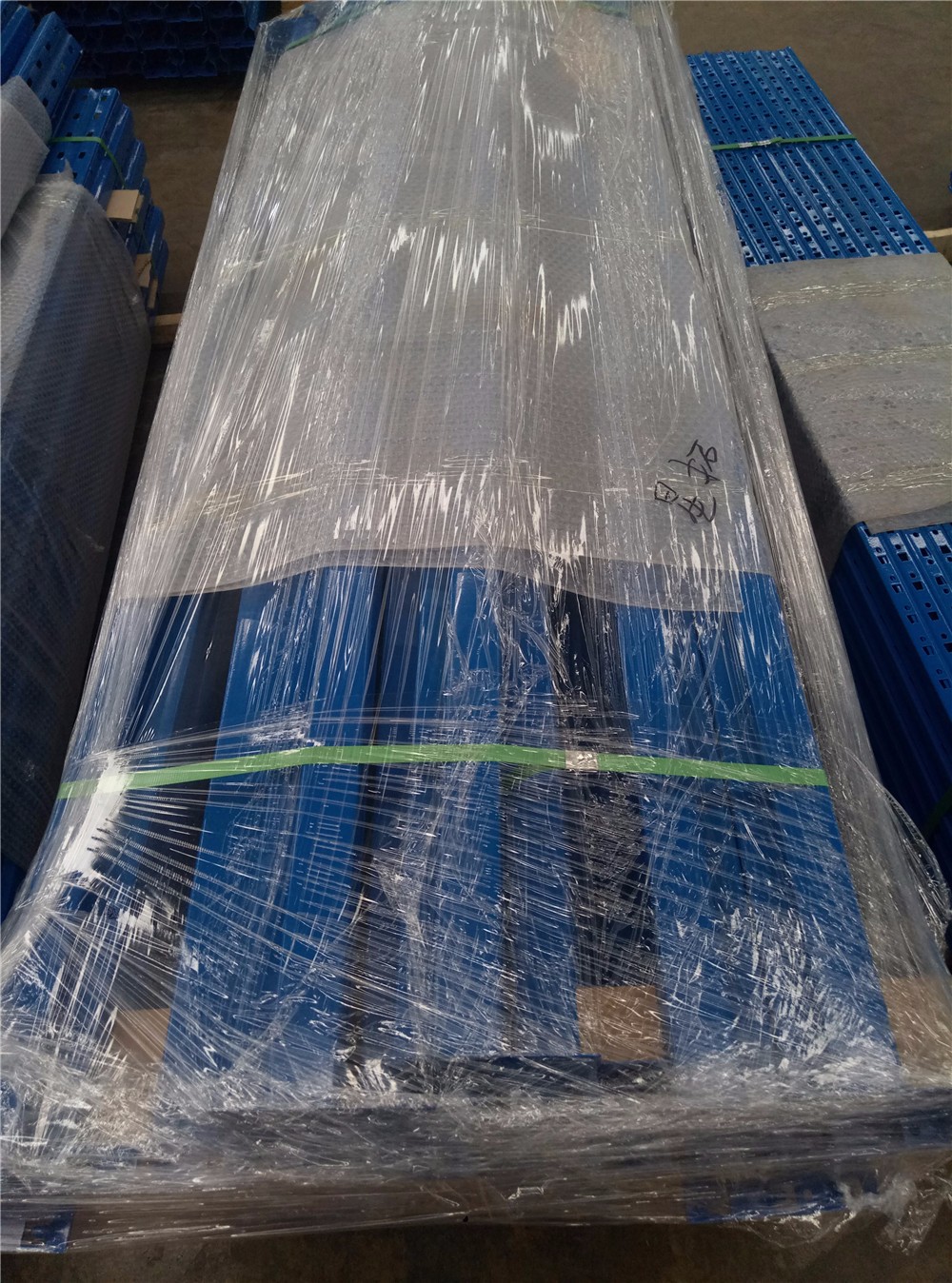 Double Side Based Cantilever Storage Racks Selective Metal Shelving With Iron Tube 9