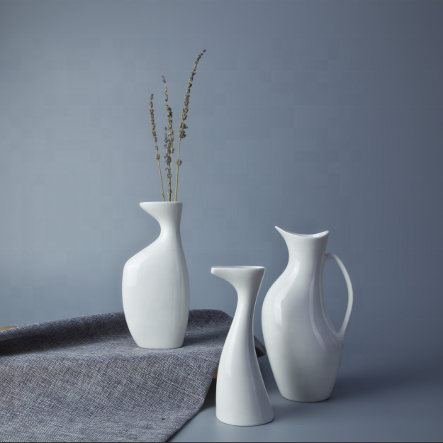 China White Porcelain Vase China White Porcelain Vase