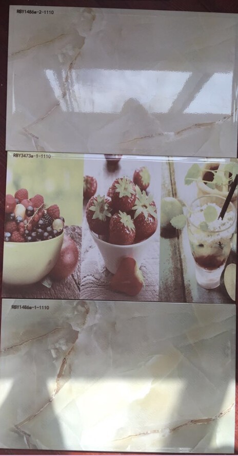 Low Price Beige Ceramic Tiles with Beautiful Fruit Decoration