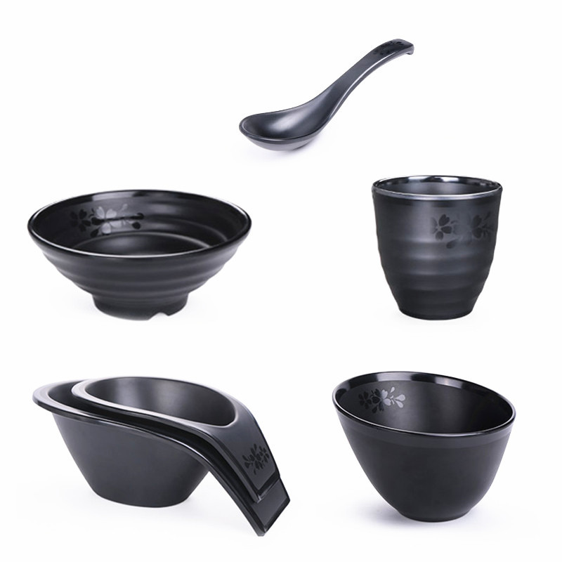 Factory price Japanese style  plastic ramen noodle spoon black melamine soup spoon for restaurant