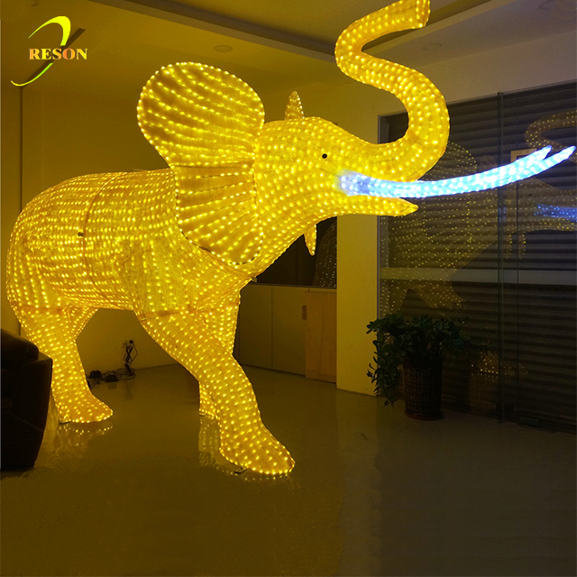 2019 new designs Christmas decoration party supplies led 3D animal elephant sculpture
