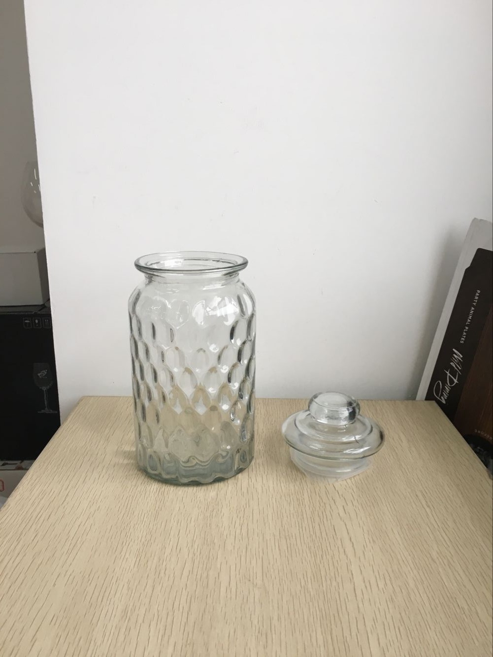 Custom Embossment Tea Coffee Food Healthy Glass Storage Jar With glass Lid