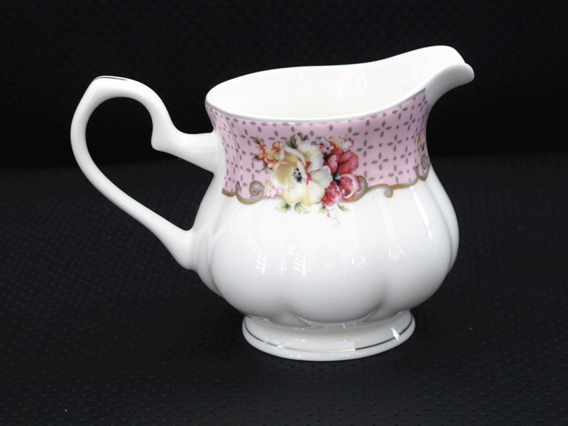 Hot Selling 15pc European Ceramic Tea Set Oem Design British Porcelain Coffee Cup And Saucer Set
