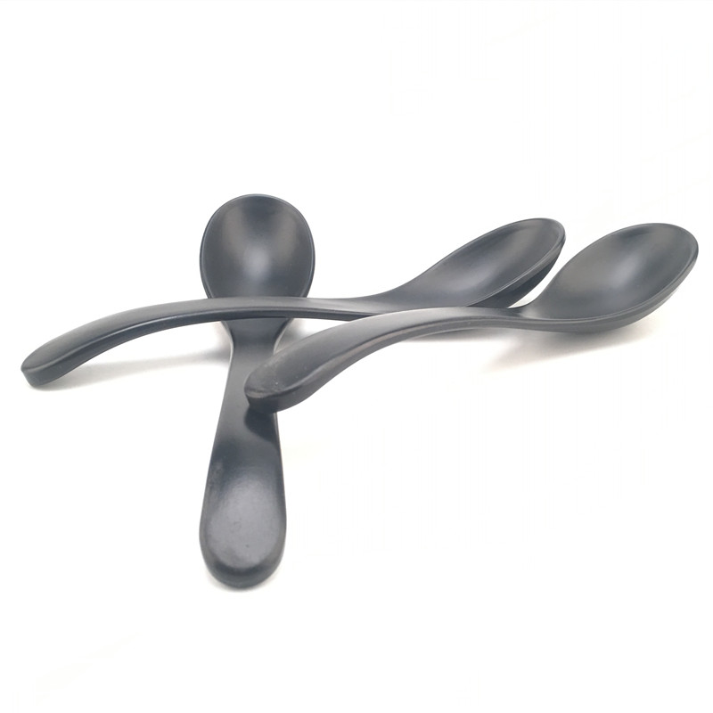 Hign design Economical factory cheap melamine frosted black restaurant soup spoon plastic seving spoon