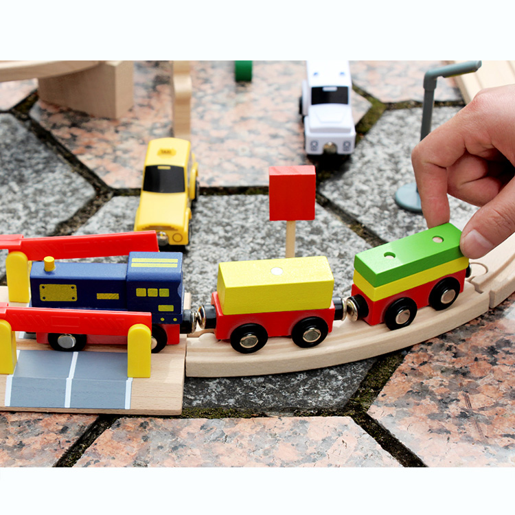New Style 108Pcs Wooden Train Track Building Block Set Toys Hot Selling Boys Girls Self Assemble Educational Toys