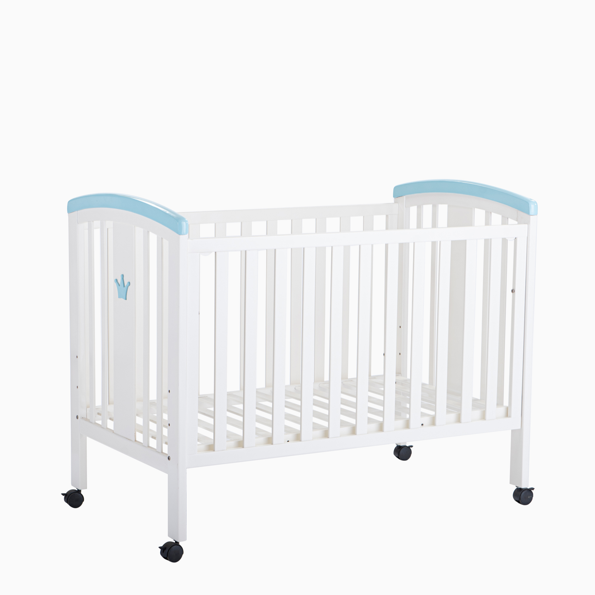 white and pine cot bed