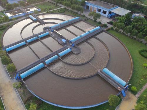 وسائط مرشح Cangier HDPE MBBR - 4/5/6/19/40 غرفة ، 900/1000/800/650/900m2 / m3 المسامية 5