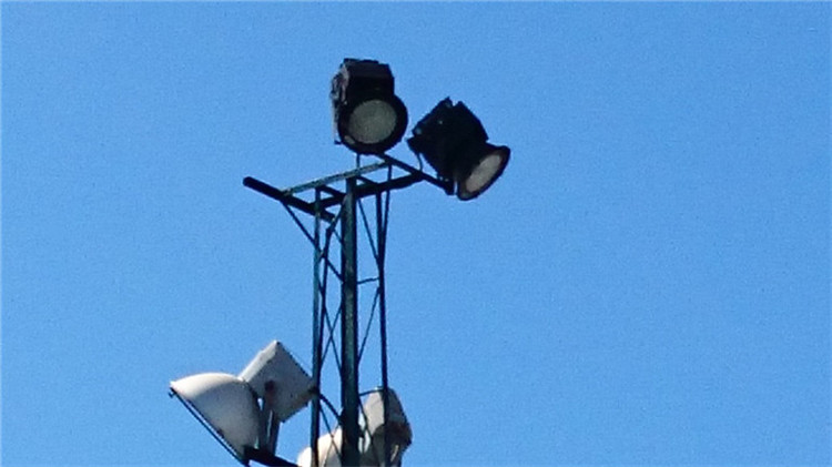 Highpower LED High Bay Light High Bay Light at Ground