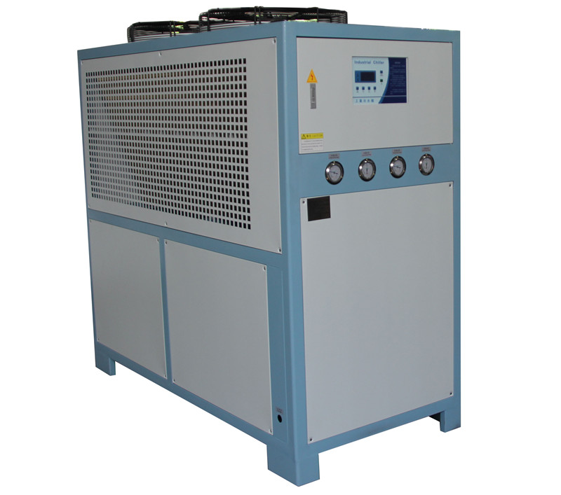Air cooled chiller use for injection machine