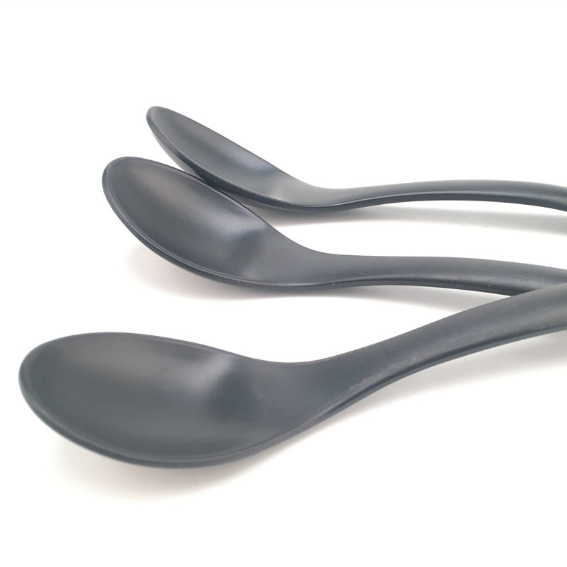 Luxury custom high quality 100% melamine frosted black soup spoon ramen noodle spoon plastic spoon