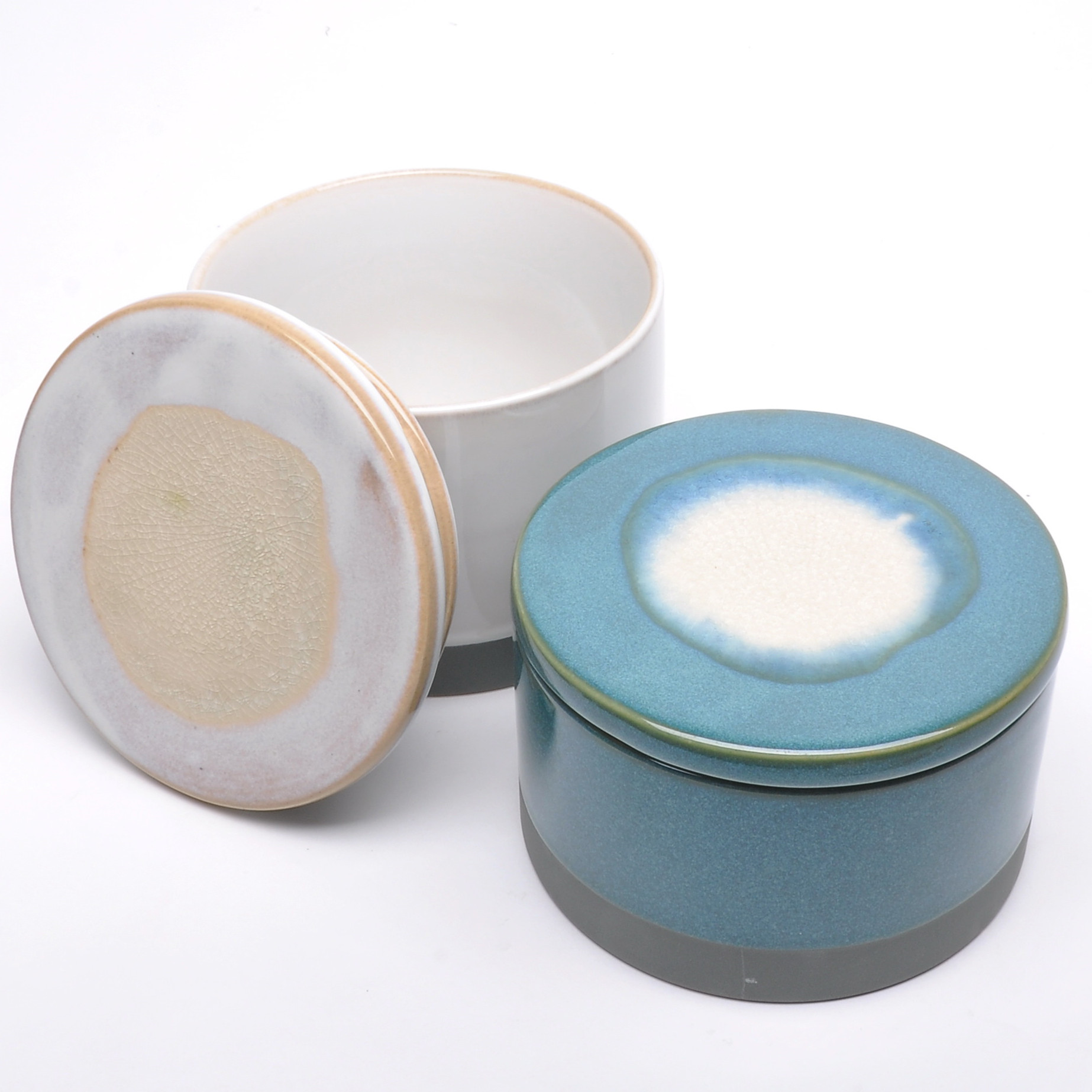 Home party glazed cheap decorative empty porcelain candle jar with lid