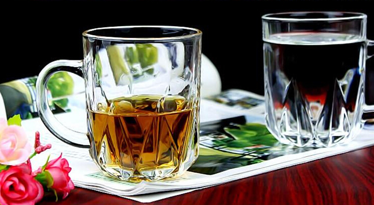 8oz/240ml clear glass beer cup with embossed design