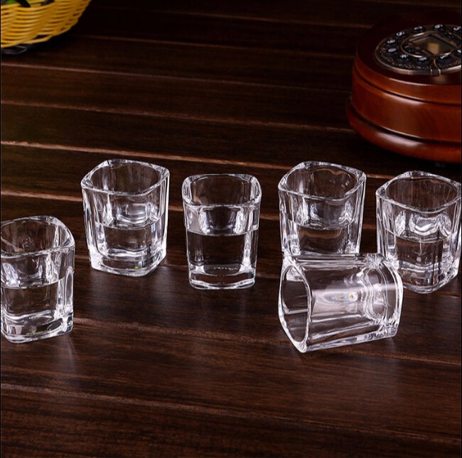 cheap square shape short glass wine glass high white material