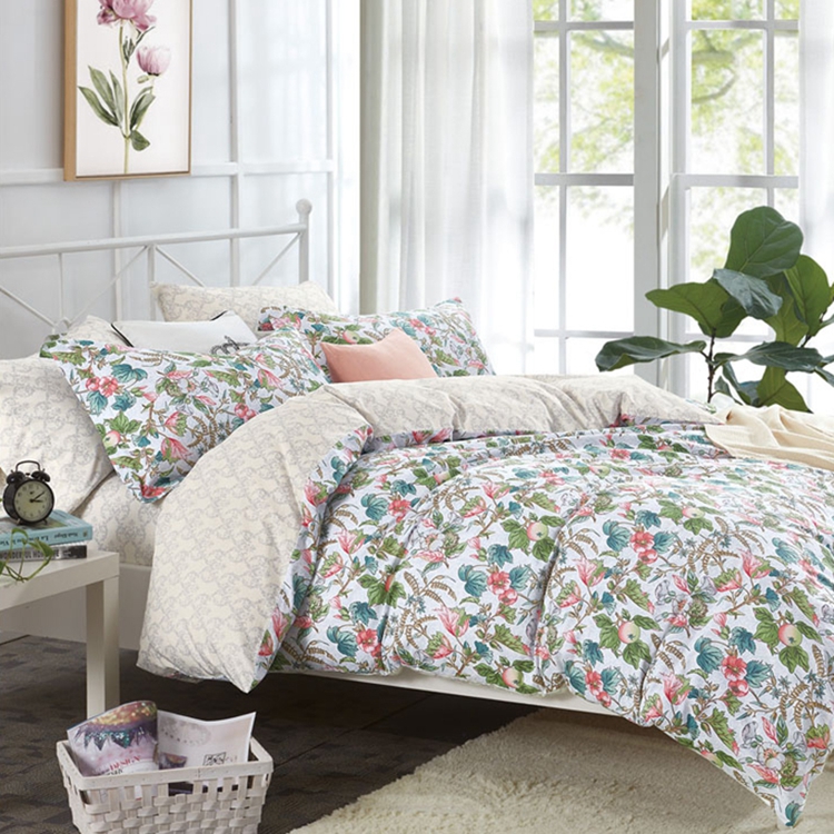 China newest bedsheets design 7 piece bedding set for bedroom