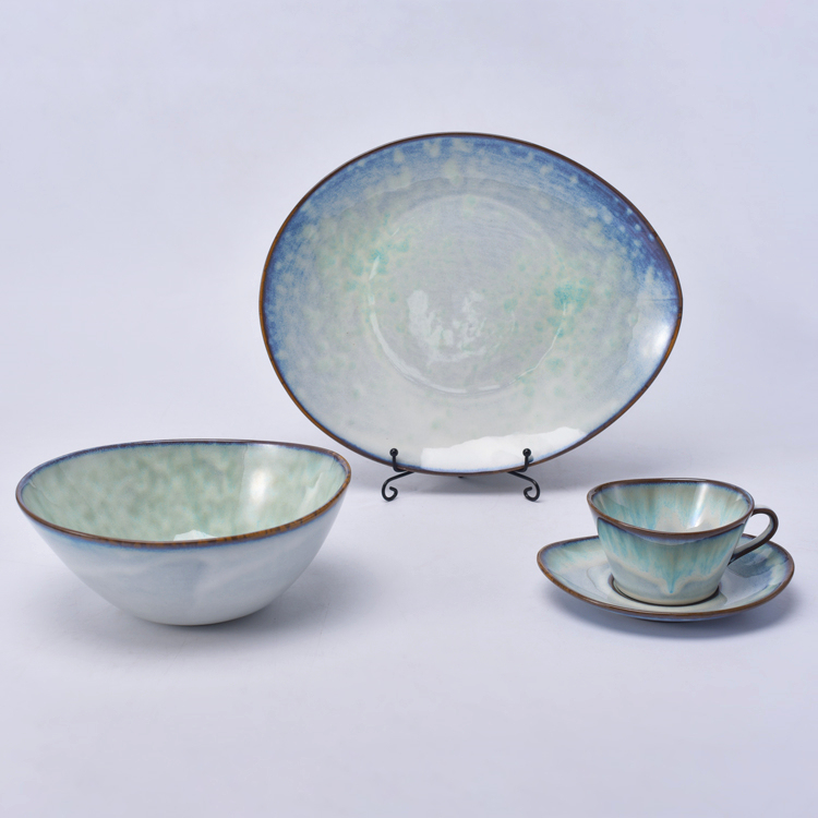 Wholesale dinnerware oval shape fancy 9 inch porcelain salad dinner plates for restaurant