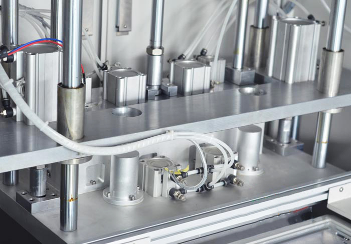 เครื่องทำเซลล์แบตเตอรี่ AC100V, เครื่องซีลความร้อนแบตเตอรี่สูญญากาศสำหรับกระเป๋า Cell 1