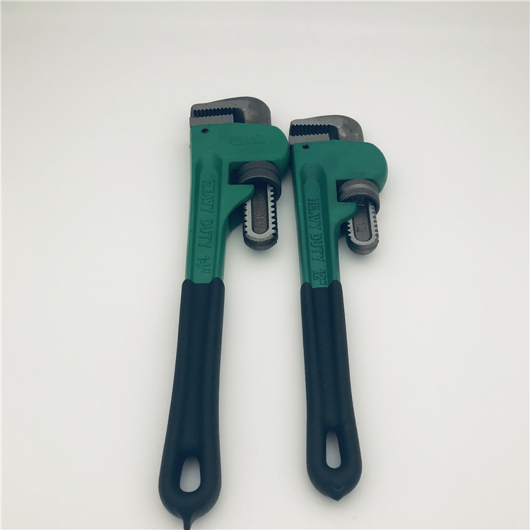 Heavy-Duty Adjustable Pipe Wrench